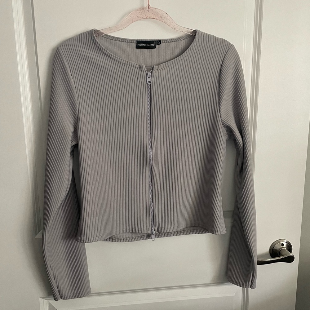 Pretty Little Thing ribbed zip up cardigan top